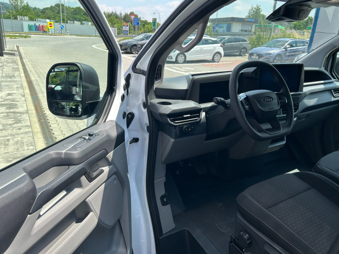 Custom 64kWh 100kW Trend 340 L1H1 na operativní leasing