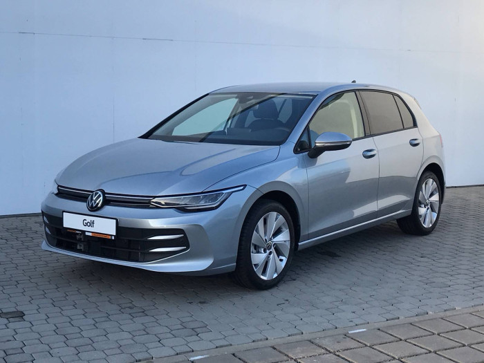 Volkswagen Golf People 6G 1,5TSI / 110kW na operativní leasing