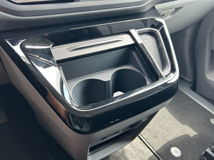 Titanium X L1 2.5 PHEV 171kW na operativní leasing