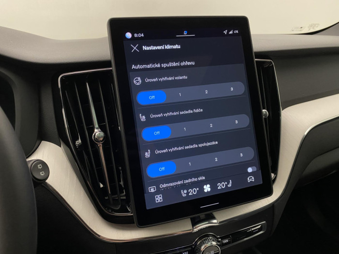 Volvo XC60 T6 AWD AUT DARK PLUS na operativní leasing