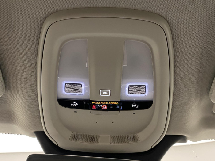 Volvo XC90 T8 AWD RECHARGE BRIGHT PLUS 7m na operativní leasing
