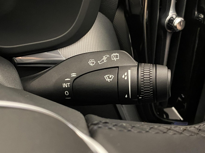 Volvo XC60 T6 AWD AUT PLUS BLACK EDITION na operativní leasing