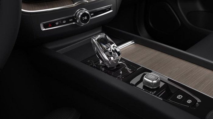 Volvo XC60 B5 AWD AUT BRIGHT PLUS na operativní leasing