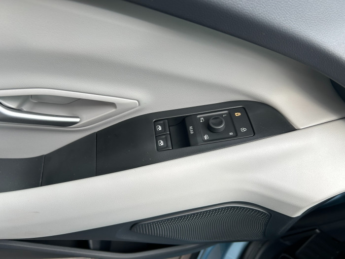 52 kWh 125 kW/170 k na operativní leasing