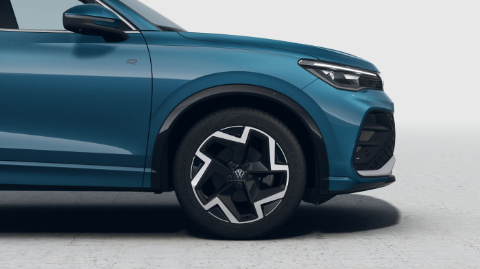 Volkswagen Tiguan R-Line 1,5 eTSI 110 kW mHEV na operativní leasing