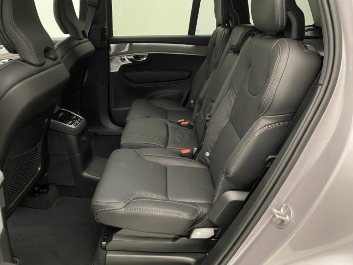 Volvo XC90 T8 AWD RECHARGE BRIGHT PLUS 7m na operativní leasing