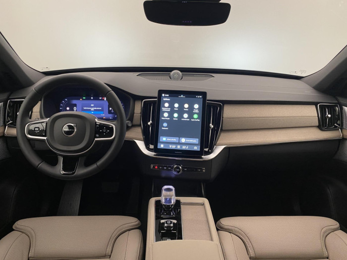 Volvo XC90 B5 AWD AUT BRIGHT PLUS na operativní leasing