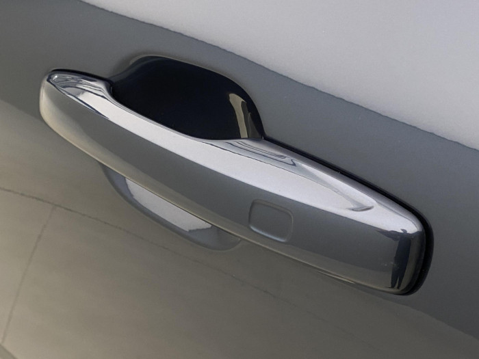 Volvo XC60 T6 AWD AUT PLUS BLACK EDITION na operativní leasing