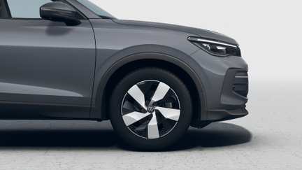 Volkswagen Tiguan People 1,5 TSI 150 kW eHybrid na operativní leasing