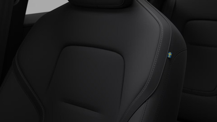 Volvo EX30 P5 LONG RANGE ELETRIC PLUS na operativní leasing