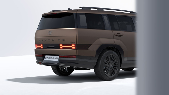 Hyundai Santa Fe Hybrid Style Premium 1.6 T-GDI Hybrid 158kW 6A na operativní leasing