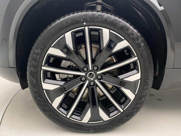 Volvo XC90 B5 AWD AUT BRIGHT PLUS na operativní leasing