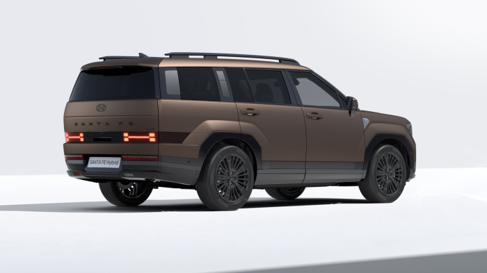 Hyundai Santa Fe Hybrid Style Premium 1.6 T-GDI Hybrid 158kW 6A na operativní leasing