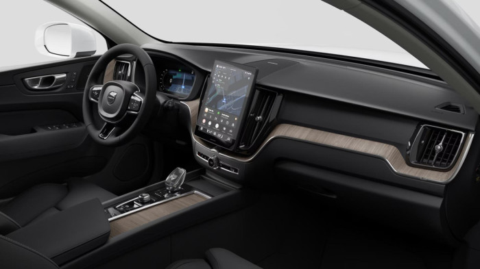 Volvo XC60 B5 AWD AUT BRIGHT PLUS na operativní leasing