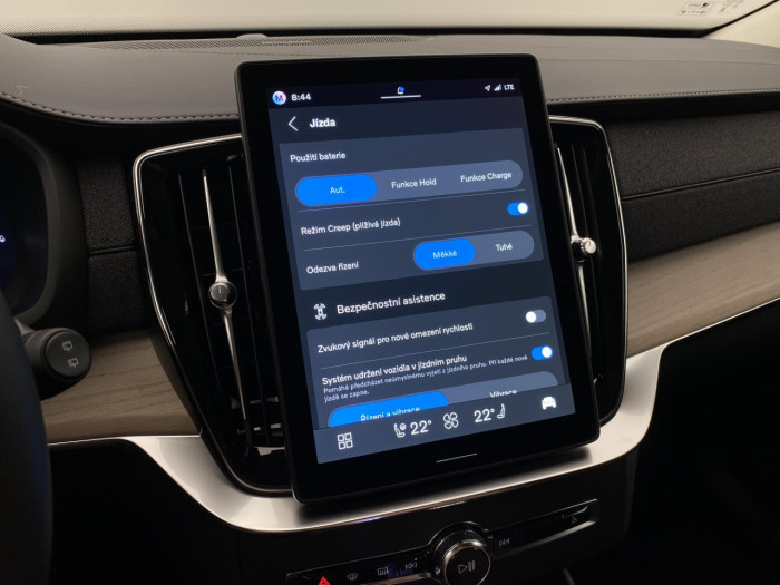 Volvo XC90 T8 AWD RECHARGE BRIGHT PLUS 7m na operativní leasing