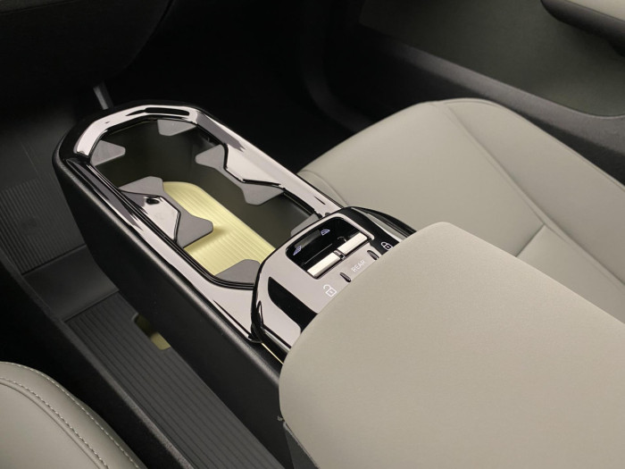 Volvo EX30 PURE ELECTRIC EXTENDED PLUS na operativní leasing