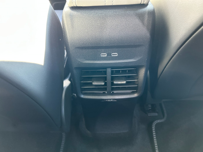 52 kWh dojezd (125 kW/170 k) na operativní leasing