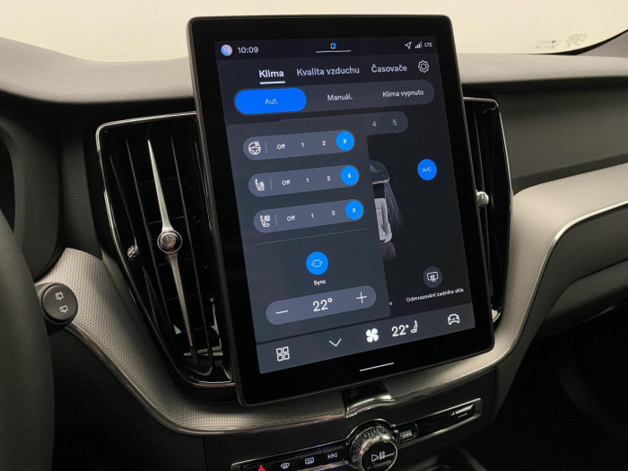 Volvo XC60 T6 AWD AUT PLUS BLACK EDITION na operativní leasing