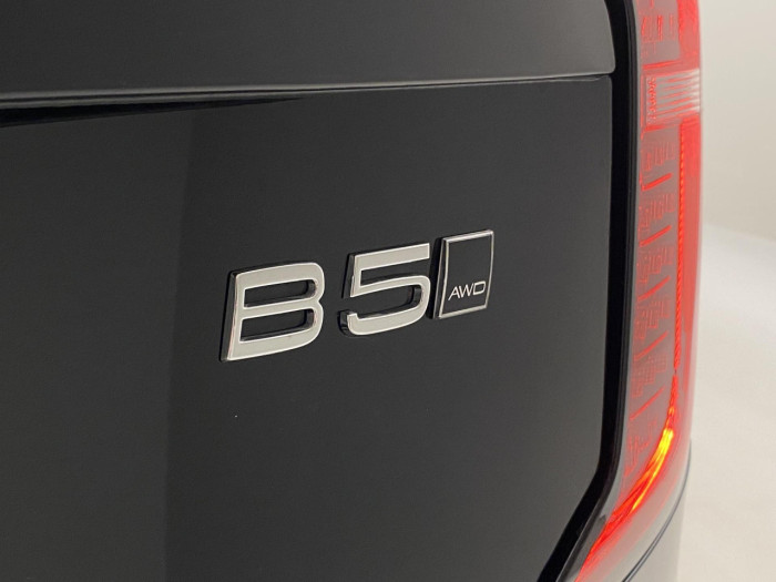 Volvo XC90 B5 AWD AUT BRIGHT PLUS na operativní leasing