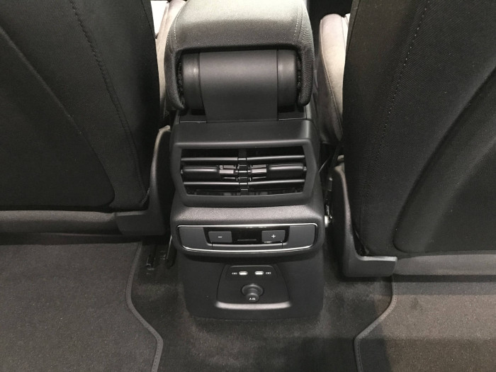 Audi Q4 e-tron 45  / 210kW na operativní leasing