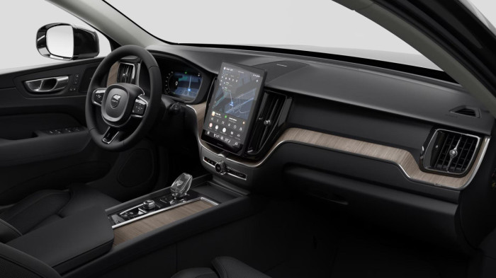 Volvo XC60 B5 AWD AUT BRIGHT PLUS na operativní leasing