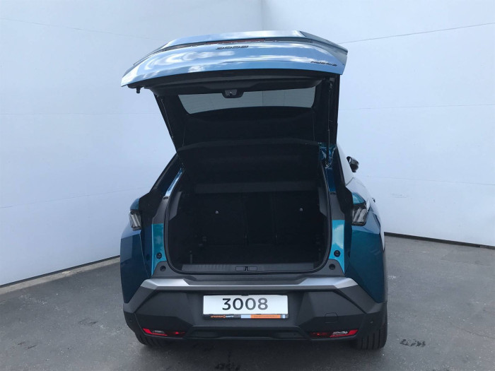 Peugeot 3008 ALLURE Hybrid e-DCS6 1,2 / 107kW na operativní leasing