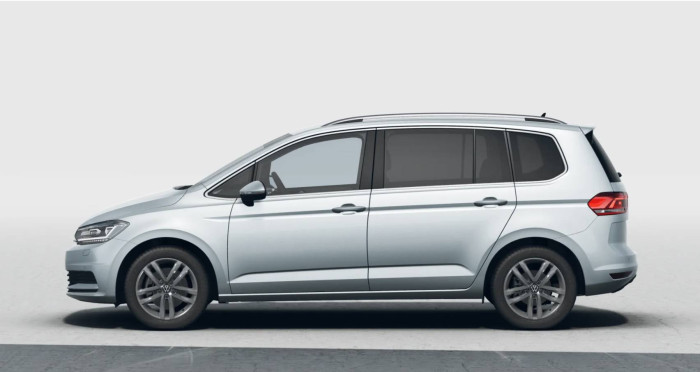 Volkswagen Touran People 1,5 TSI 110kW EVO2 7DSG na operativní leasing