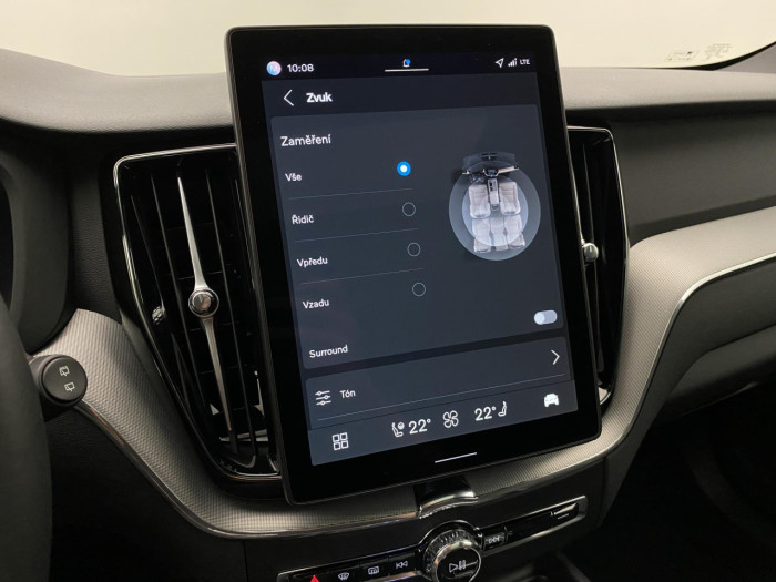 Volvo XC60 T6 AWD AUT PLUS BLACK EDITION na operativní leasing