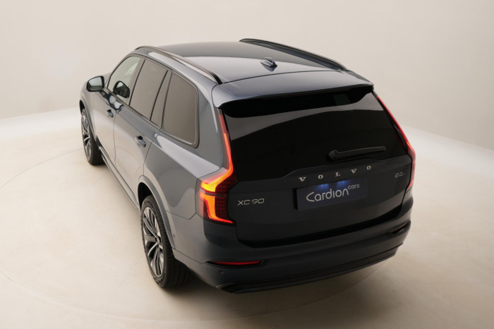 Volvo XC90 B5 AWD AUT DARK PLUS na operativní leasing