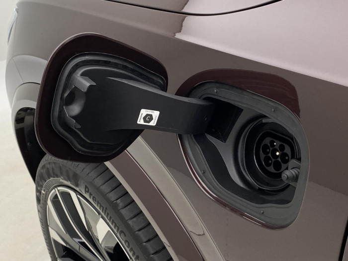 Volvo XC90 T8 AWD RECHARGE BRIGHT PLUS 7m na operativní leasing