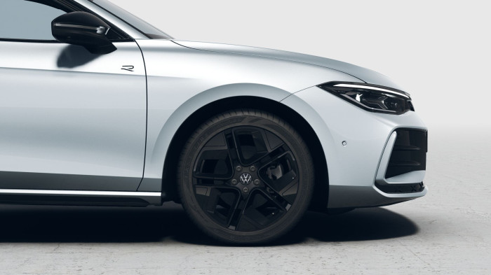 Volkswagen Passat R-Line People 2,0 TDI 110 kW na operativní leasing