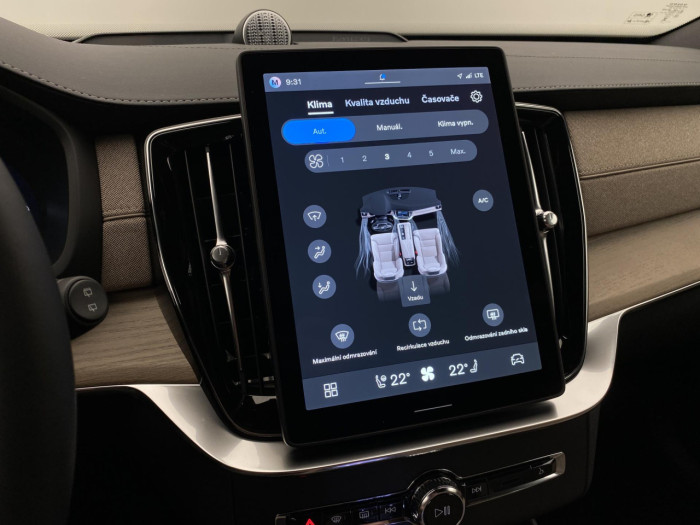 Volvo XC90 T8 AWD RECHARGE BRIGHT PLUS 7m na operativní leasing