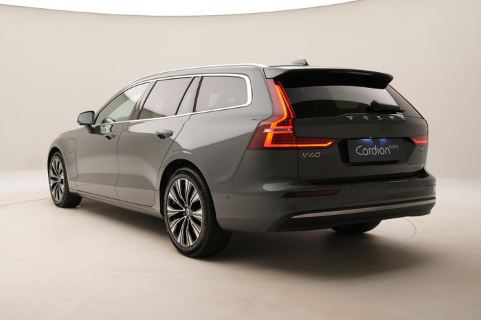 Volvo V60 T6 AWD Plug-in BRIGHT PLUS na operativní leasing