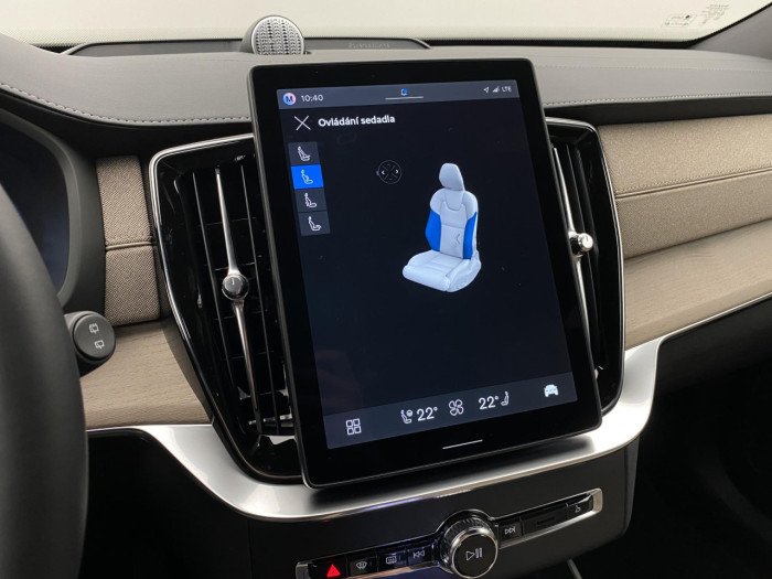Volvo XC90 B5 AWD AUT BRIGHT PLUS na operativní leasing