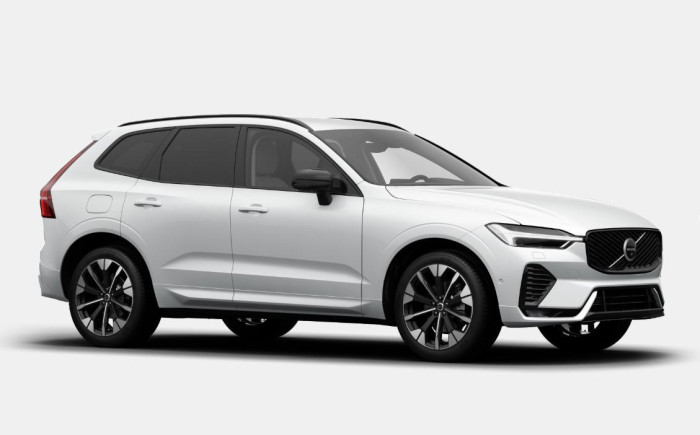 Volvo XC60 B5 AWD AUT DARK PLUS na operativní leasing