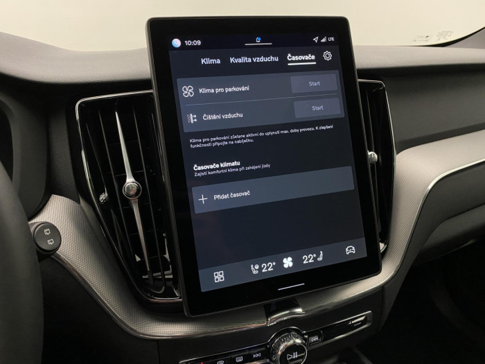 Volvo XC60 T6 AWD AUT PLUS BLACK EDITION na operativní leasing