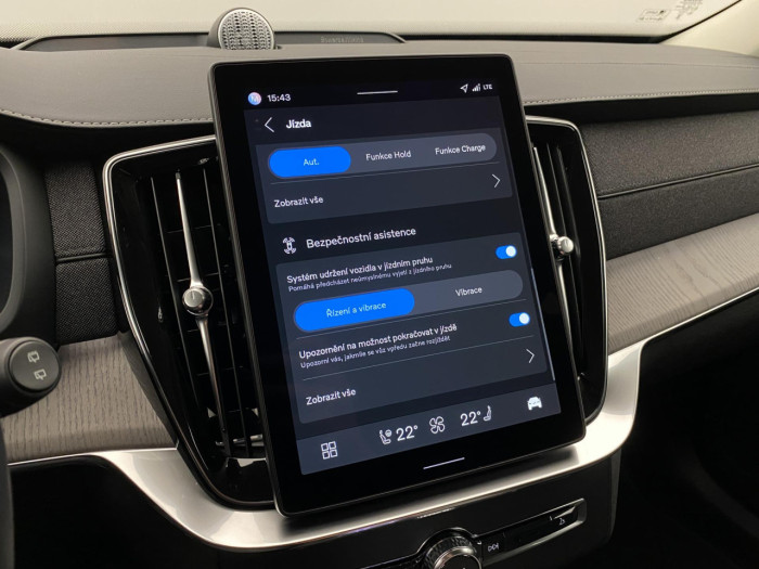 Volvo XC90 T8 AWD RECHARGE BRIGHT PLUS 7m na operativní leasing