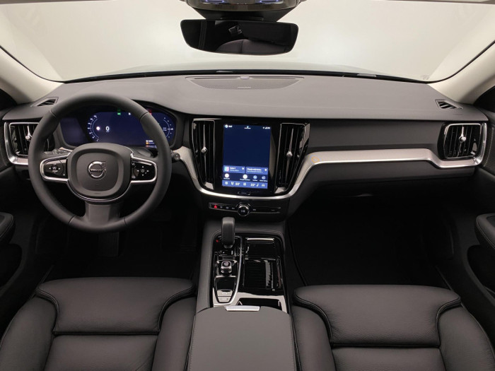 Volvo V60 T6 AWD Plug-in BRIGHT PLUS na operativní leasing