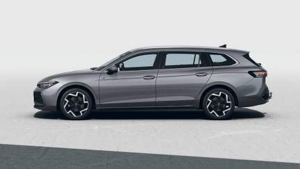 Volkswagen Passat R-Line People 2,0 TDI 142 kW 4MOT na operativní leasing