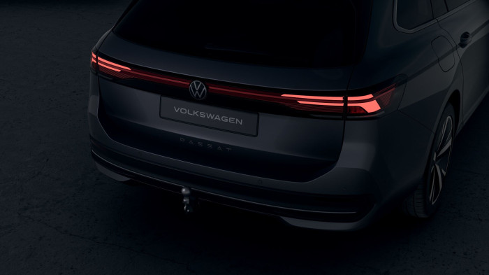 Volkswagen Passat Business 1,5 eTSI 110 kW mHEV na operativní leasing