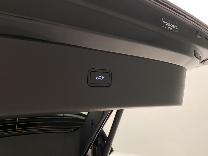 Volvo EX30 PURE ELECTRIC EXTENDED PLUS na operativní leasing